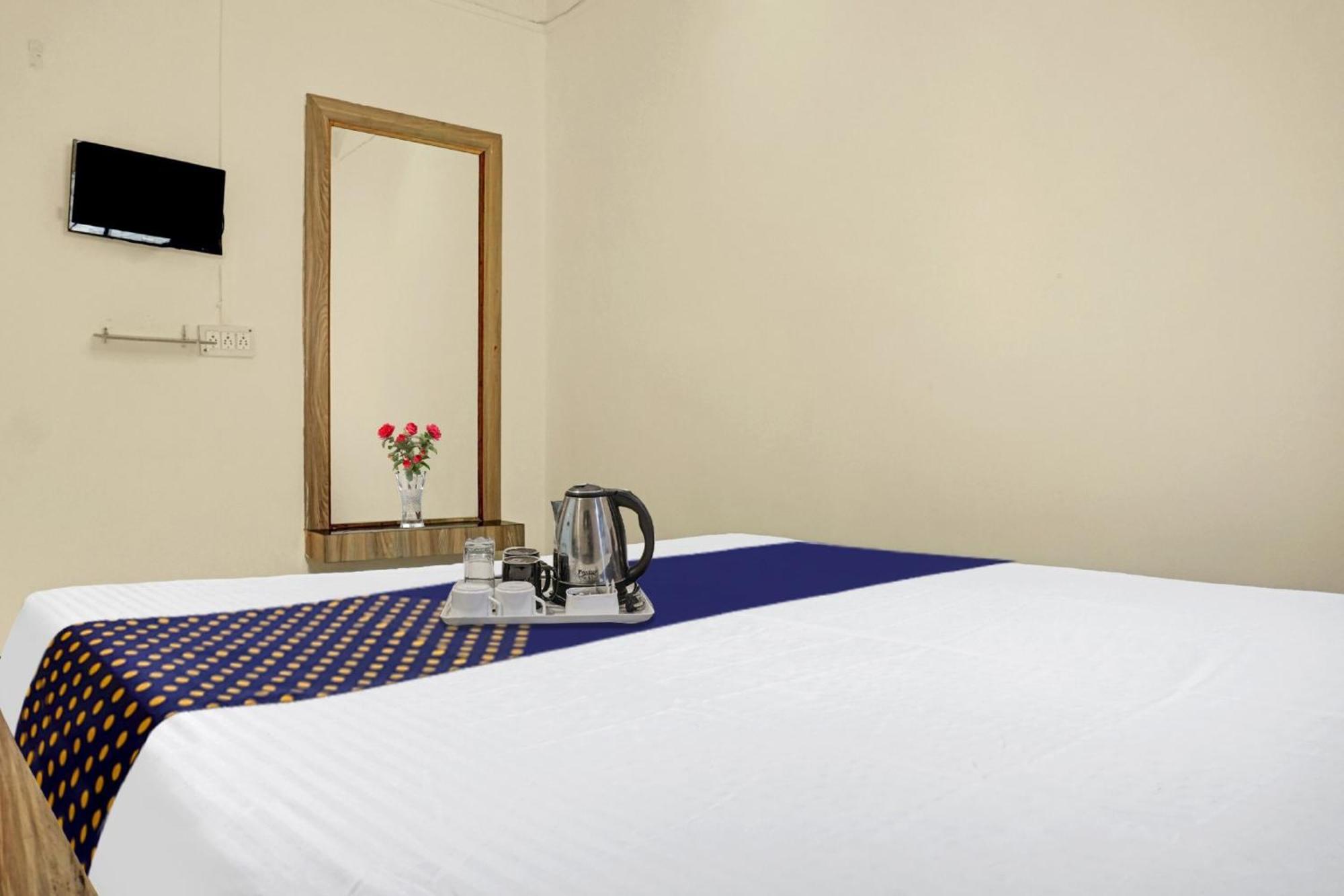 Hotel O Manav Shree Lodge Phursungi Exterior photo